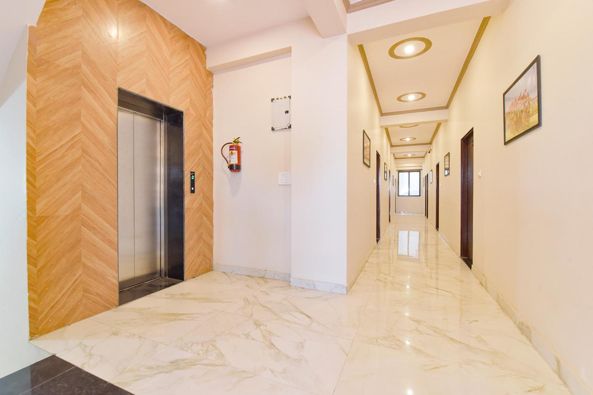 Fabhotel Lavish Palace Τζαϊπούρ Εξωτερικό φωτογραφία